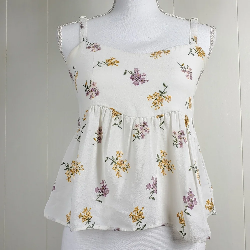 Hollister White Floral Tank Top - Picture 8 of 8